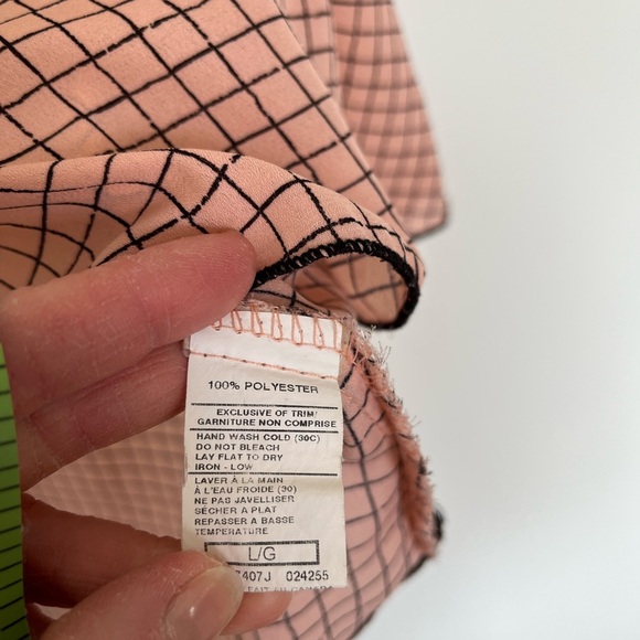 WDG Pink Grid Pattern Sleeveless Top SIZE LARGE - Picture 4 of 5